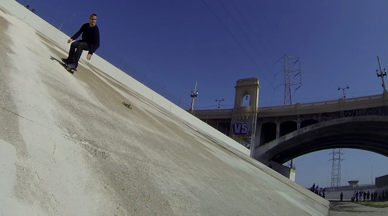 go_skateboarding_day_2018_Los_angeles_screenshot_bank2.jpg