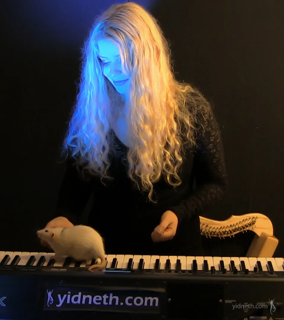 ritva - by priscilla Hernandez (yidneth.com).jpg