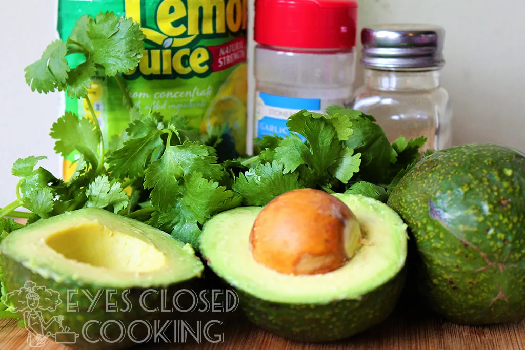 Eyes-Closed-Cooking-Avocado-Cilantro-Sauce-Recipe---02.jpg