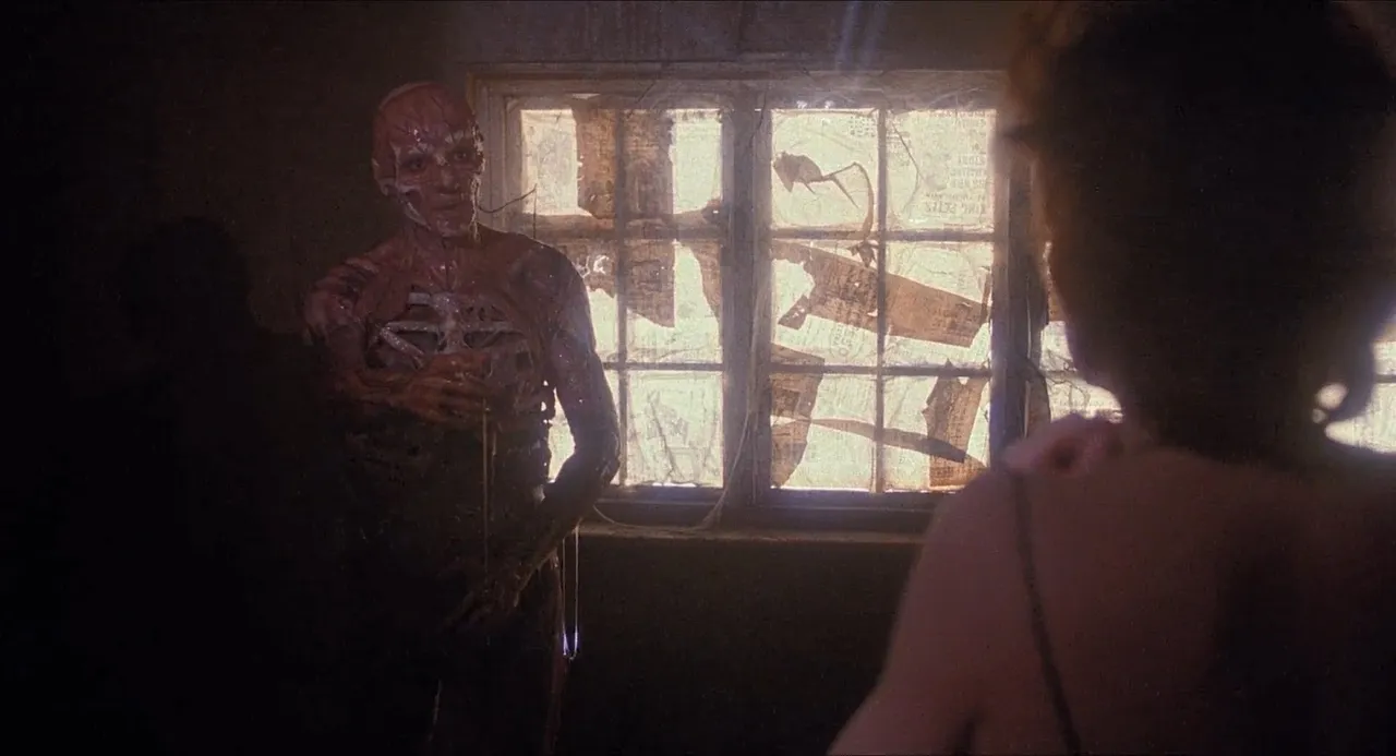 Hellraiser.1987.REMASTERED.1080p.BRRip.x264.AACOzlem.mp4_snapshot_00.40.03.jpg
