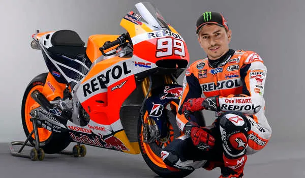 Lorenzo 002.jpg