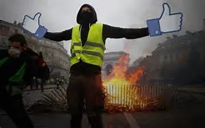 yellow vest.png