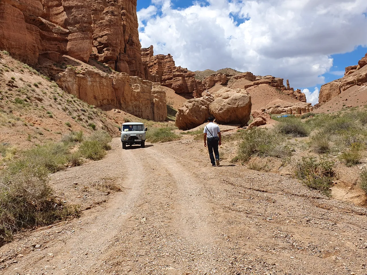 canyon taxi.jpg