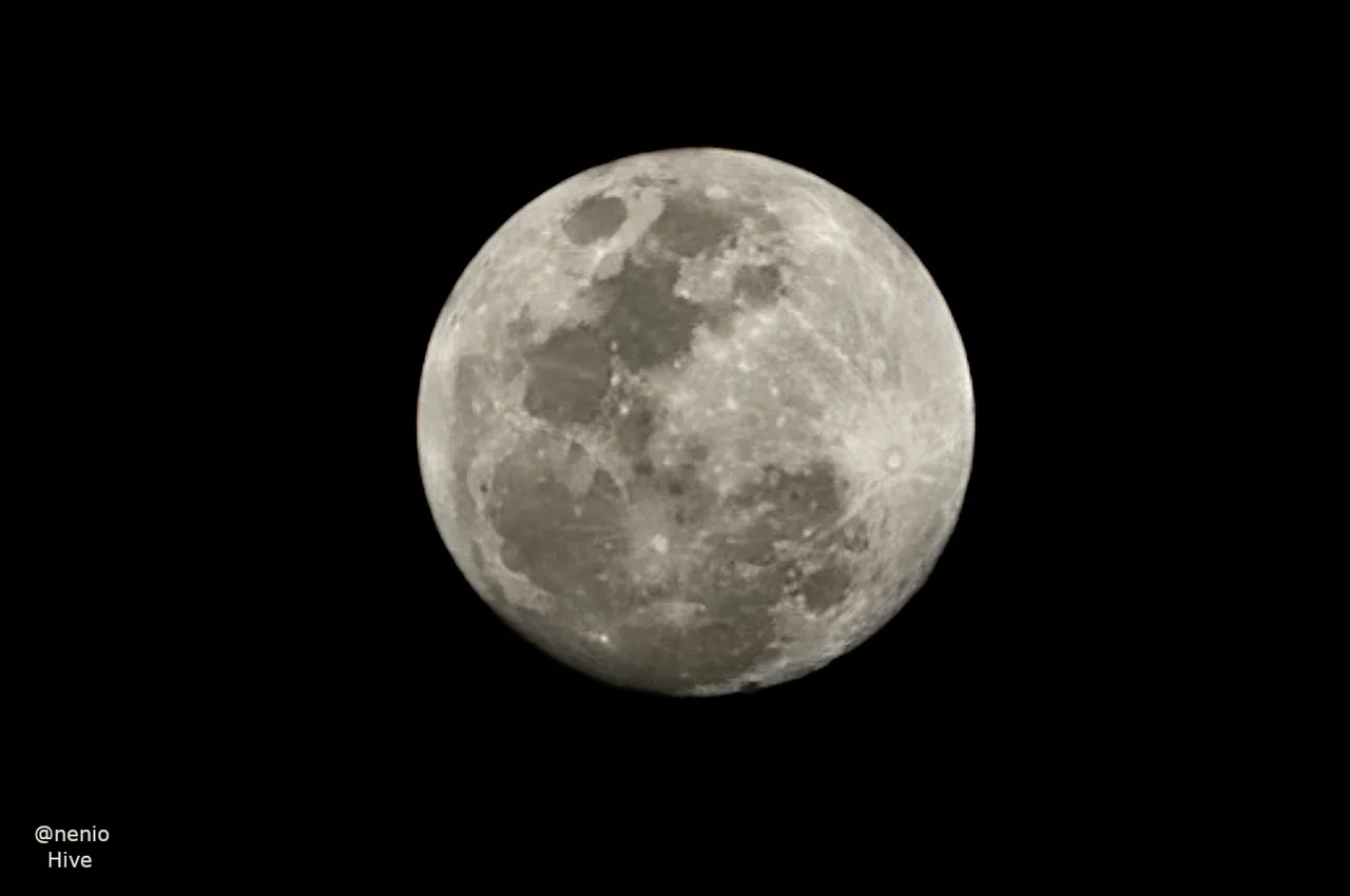 full-moon202310-01.jpg