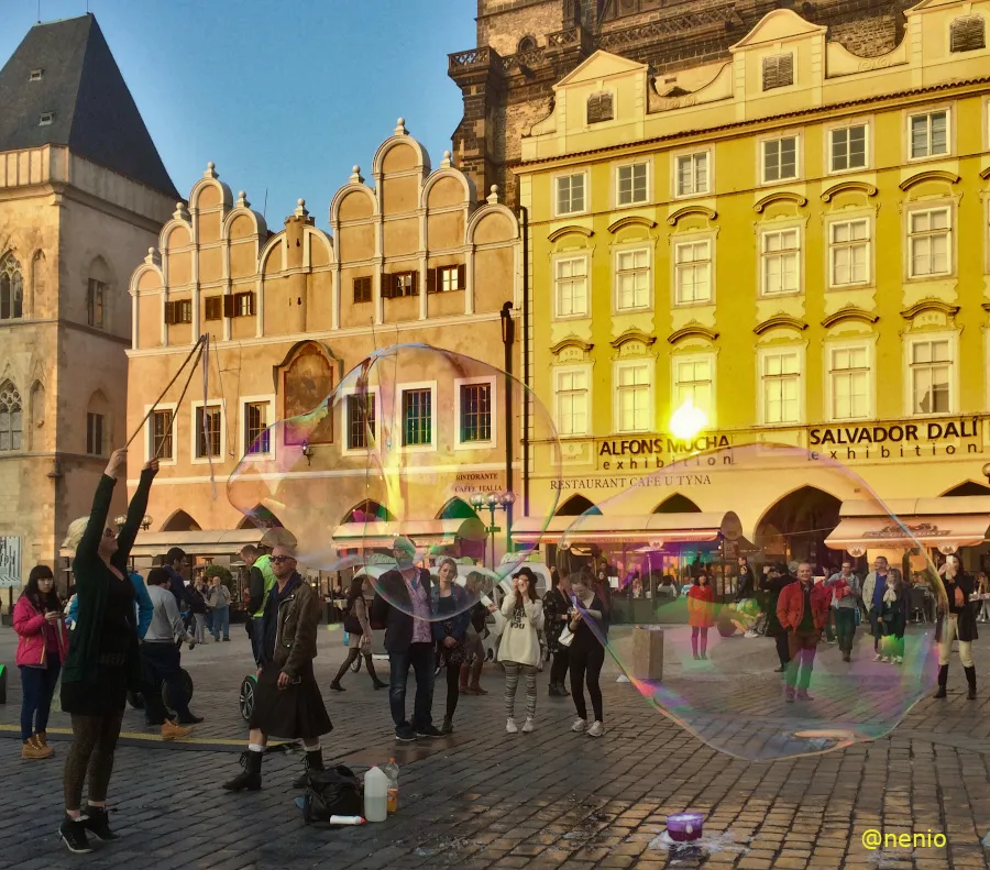 bubbles-prague-003.jpg