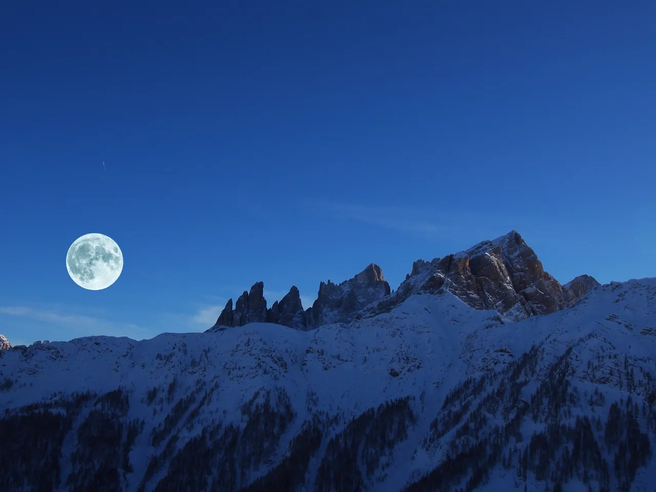 dolomites-3041460.jpg