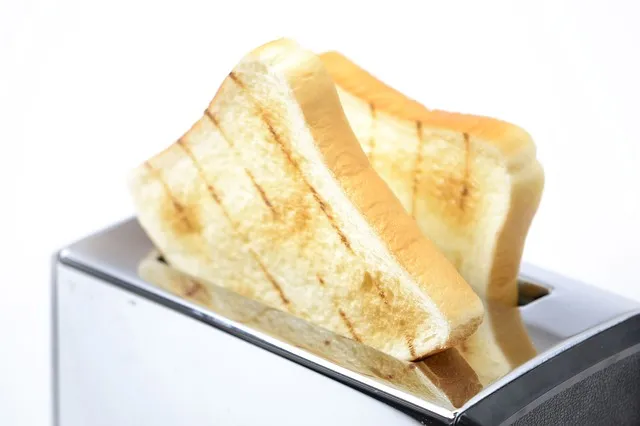 toaster-72747_640.jpg