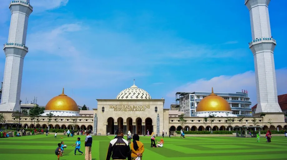 Mesjid bandung2.jpg