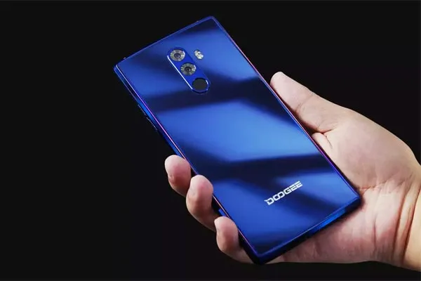 Doogee-Mix-2-blue.jpg