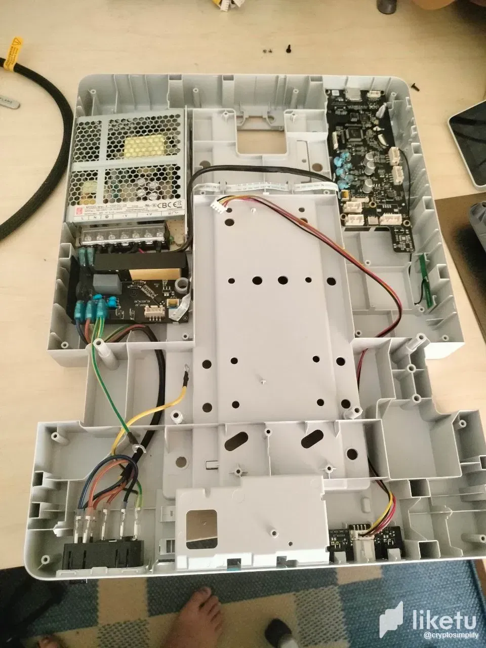 kdQSO8TxwZJiaqqC_photo_11_2025-04-22_19-24-09.webp