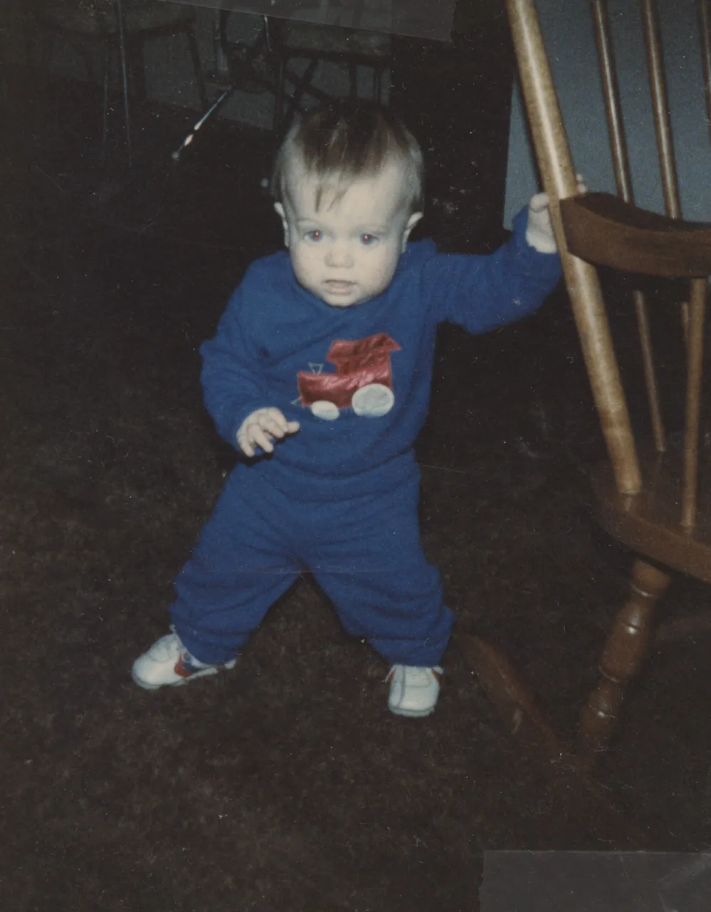 1986 Joey Arnold 1st Birthday 02 Learning to Walk.png