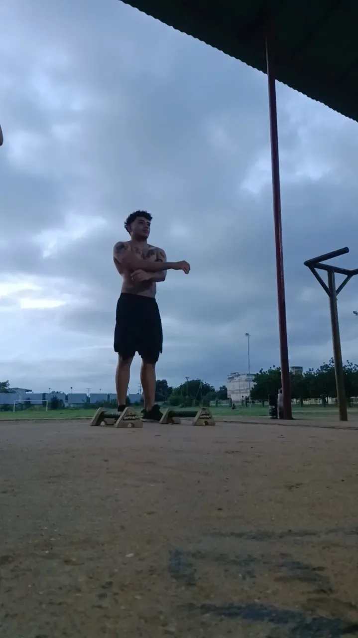 BwzwGo4GcK16uAV3_1000393444.webp
