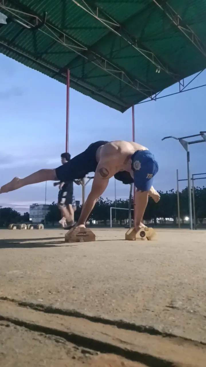 zReMKLxjhPH7lctm_1000389394.webp