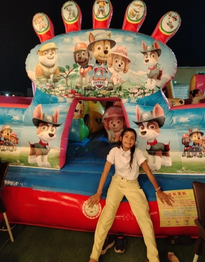 Jie2vN9GYvYmCFU1_1000153470.webp