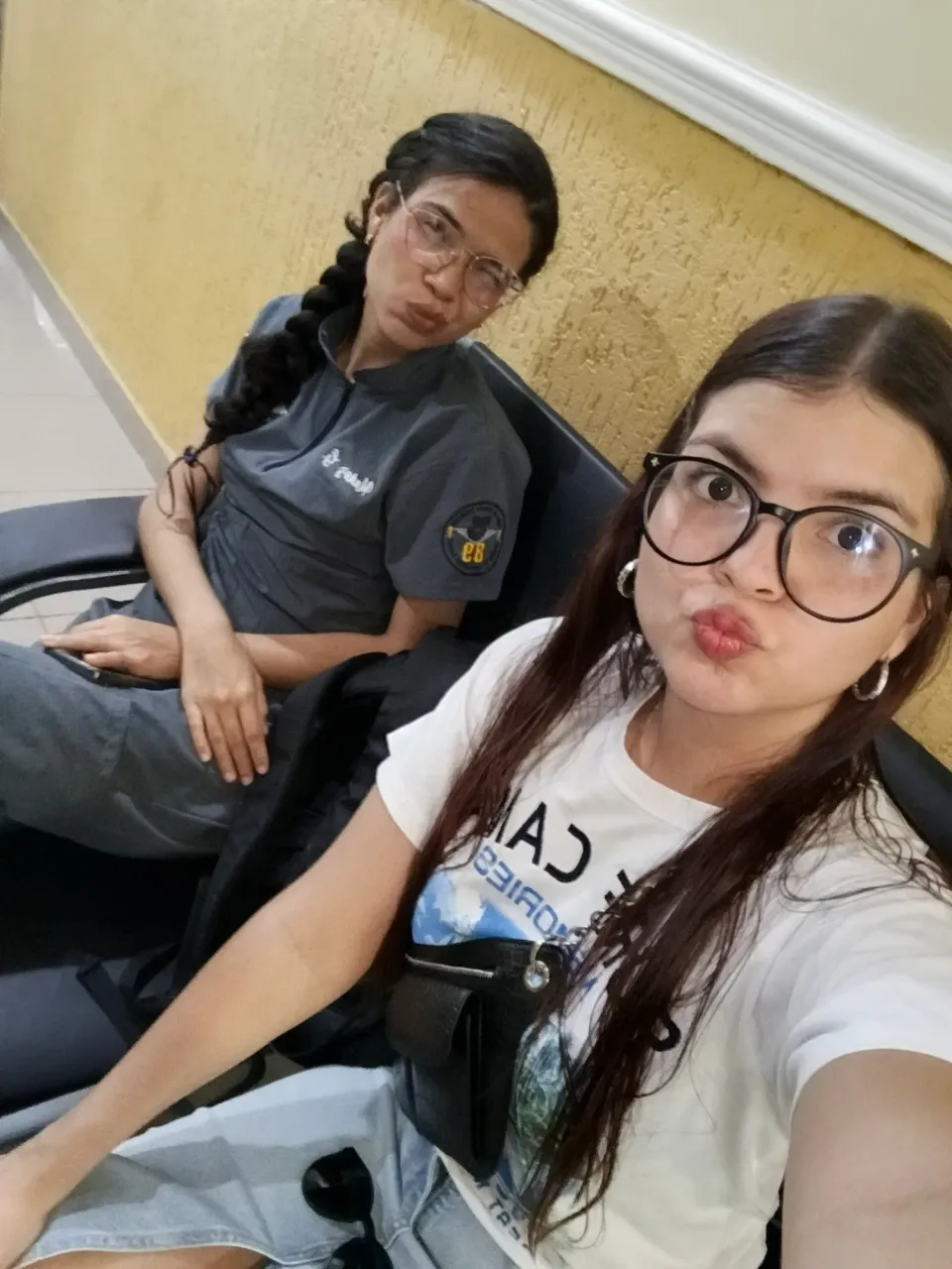 IvDY8K3QcizyMmwM_1000385384.webp