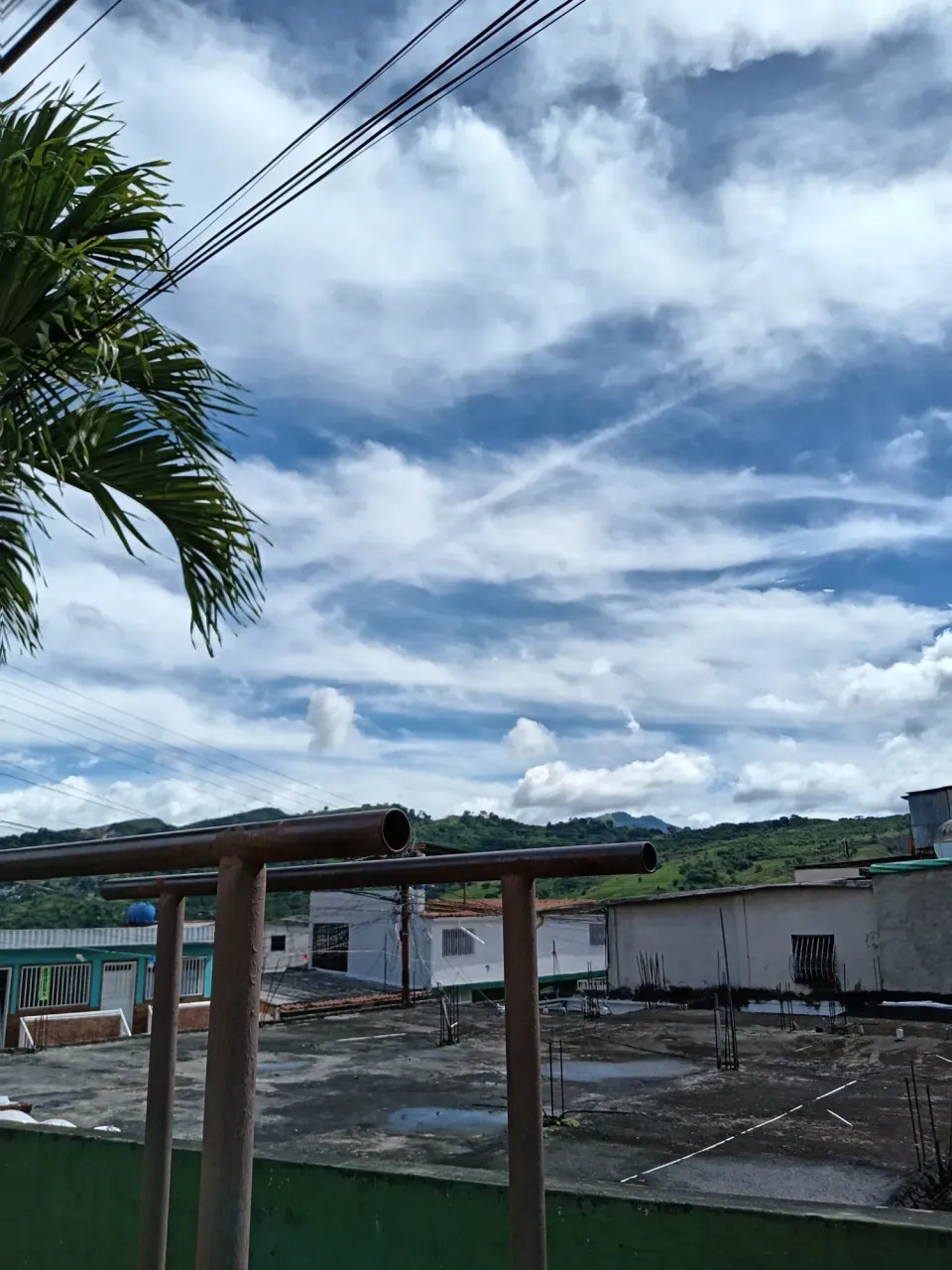 2MtQKzaIyrHBIWyv_1000093980.webp