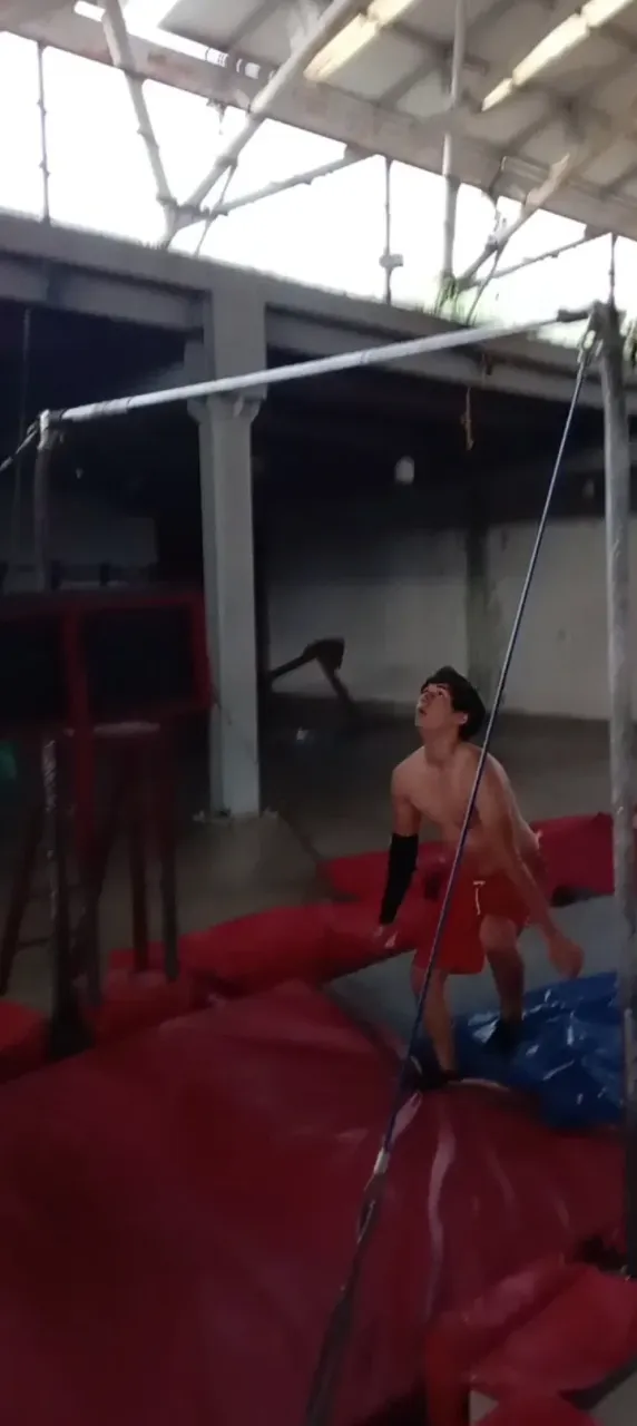 8xgEaWJAeTWcXABw_1000006181.webp