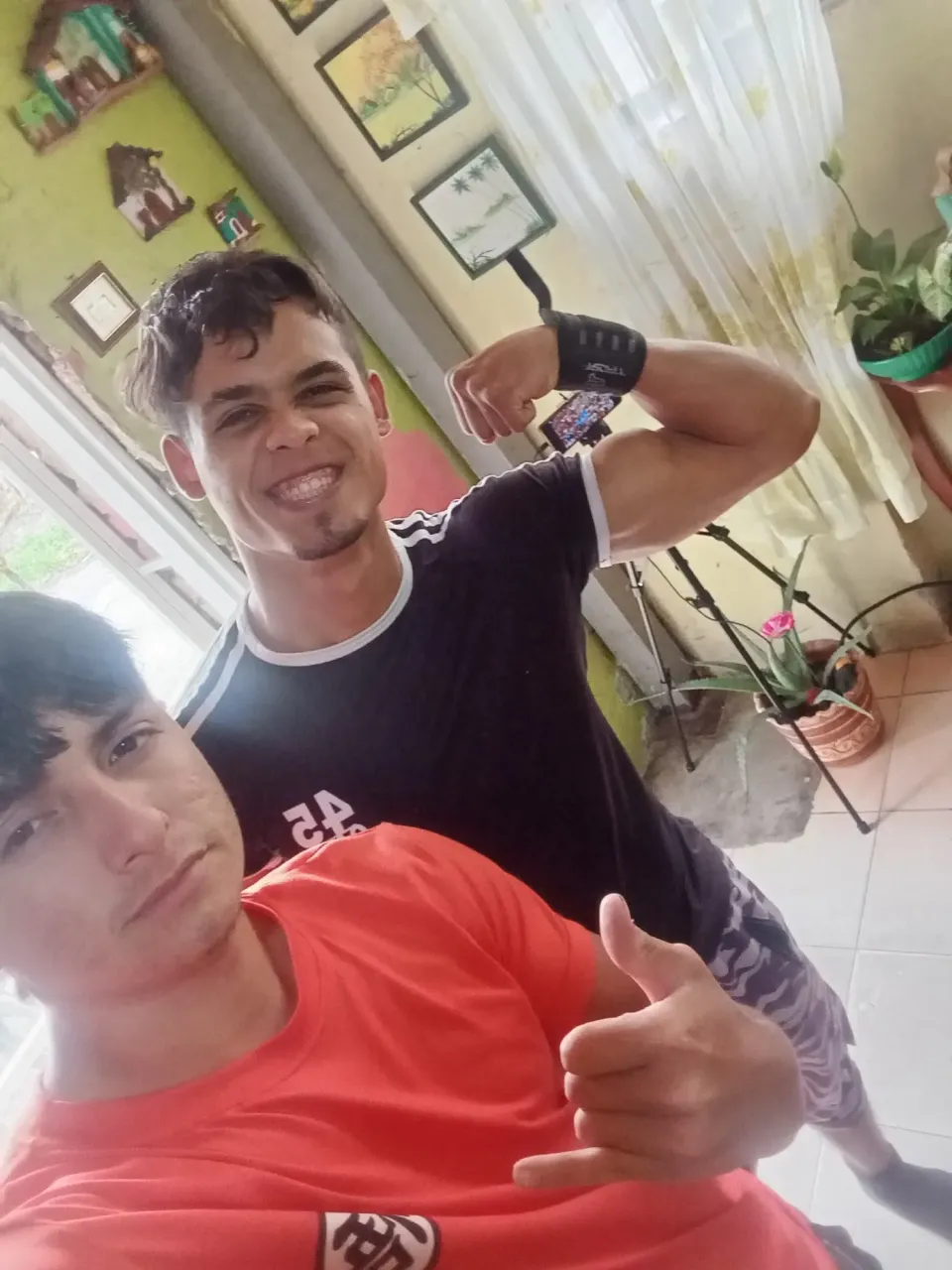fSuUDNJWh7rbA53X_1000101888.webp