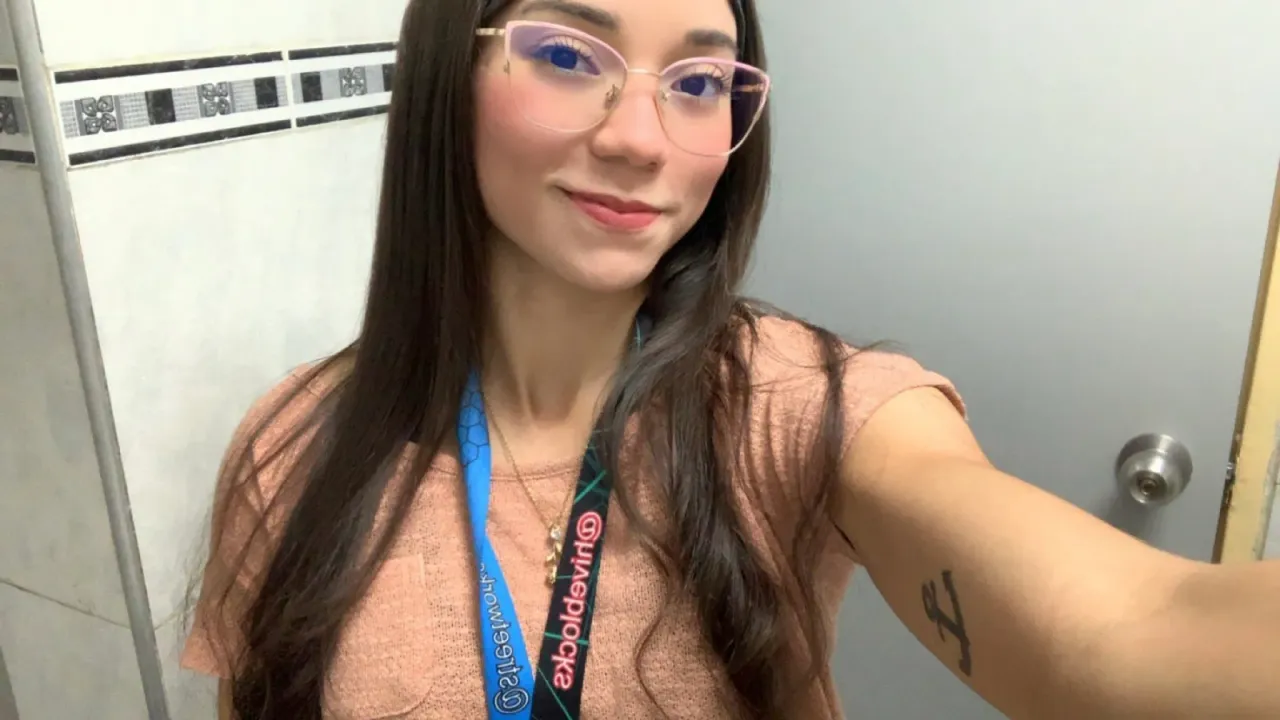nVvkjyC9f5GKcFNF_IMG_4685.png