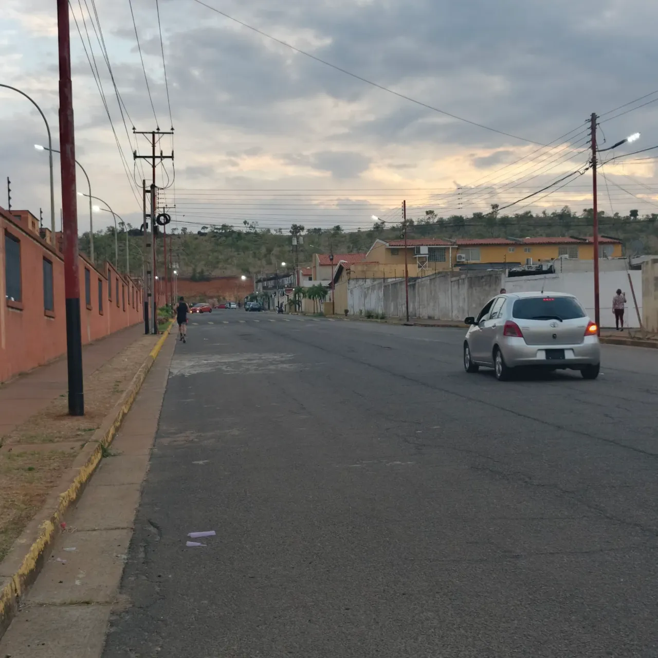 stvQZ7Wy4pN3mWGe_1000121912.webp