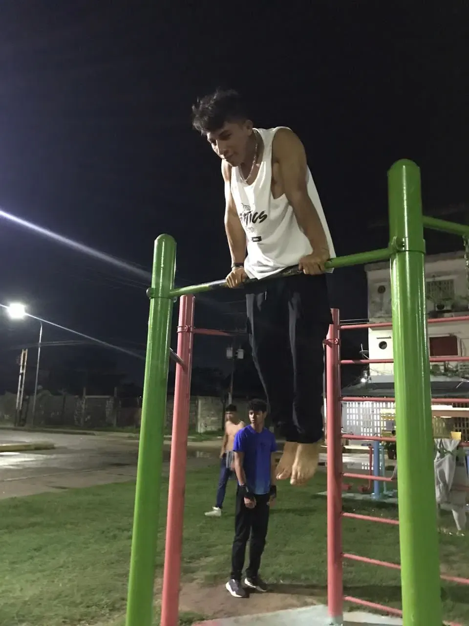 H5FSyzCwJqE09d7l_1000088539.webp