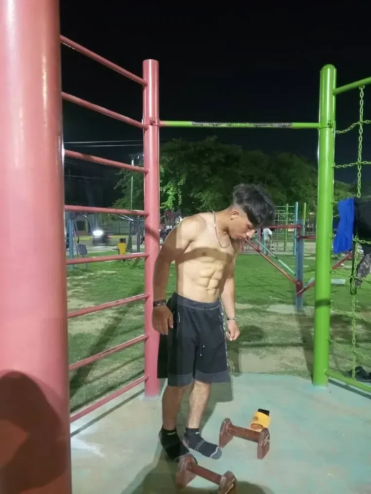 KKmhJFDsAKa7aaKN_1000081235.webp