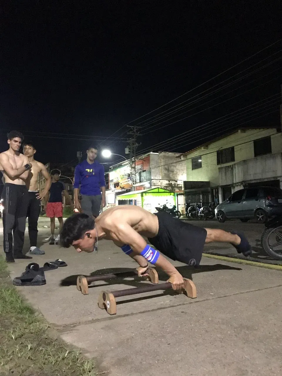 ZqGdPL080BGLhVnd_1000116742.webp