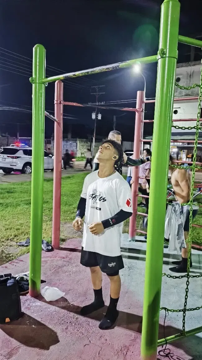 aDWKjOugJSQ9xARw_1000095626.webp