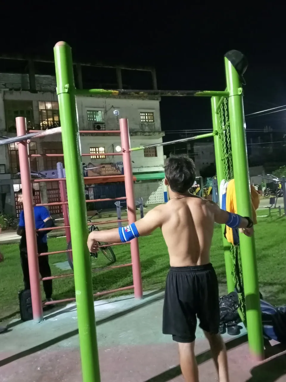 ccUQR9w9xHONWv4f_1000108223.webp