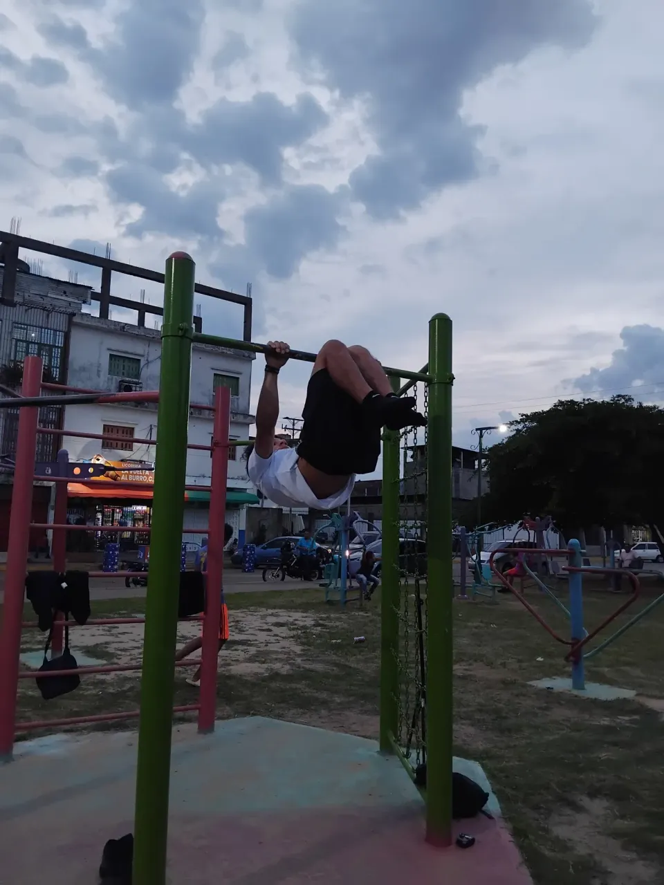 nUt3IwUAZeLASZhP_1000078542.webp