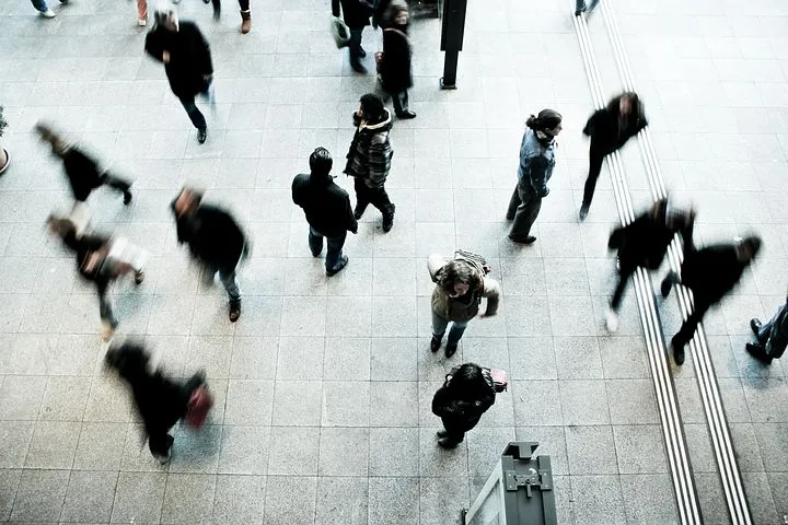 pedestrians-1209316__480.jpg