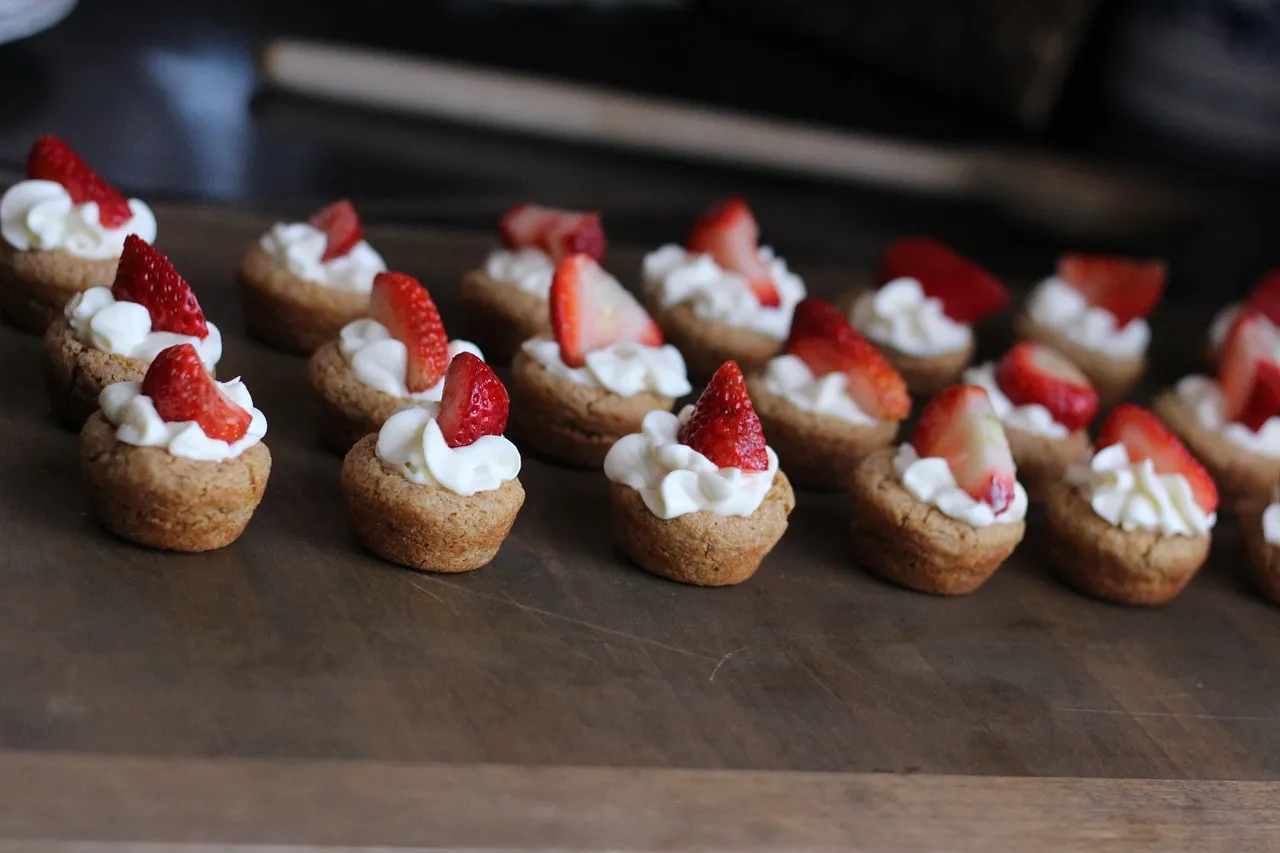 strawberries-352471_1280.jpg