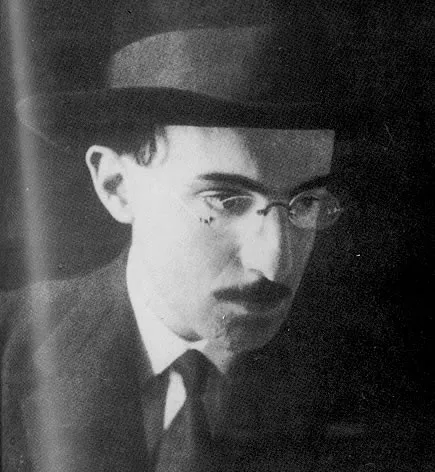 216_2310-Fernando-Pessoa.jpg