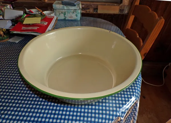 Enamelware dishpan2 crop Sept. 2020.jpg