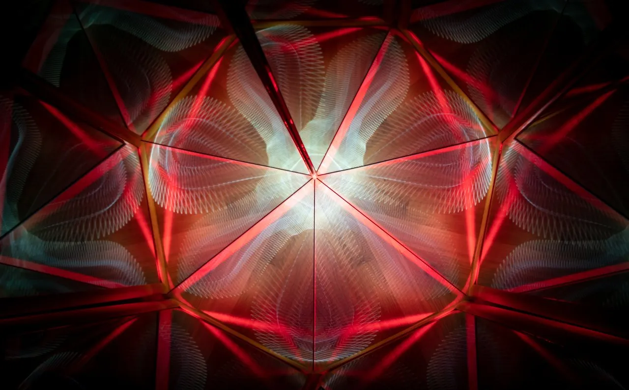 ikea_kaleidoscope_lp_29_lr_2.jpg