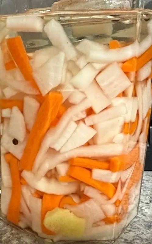 foodiesbeehive-ferments-1 a.jpg