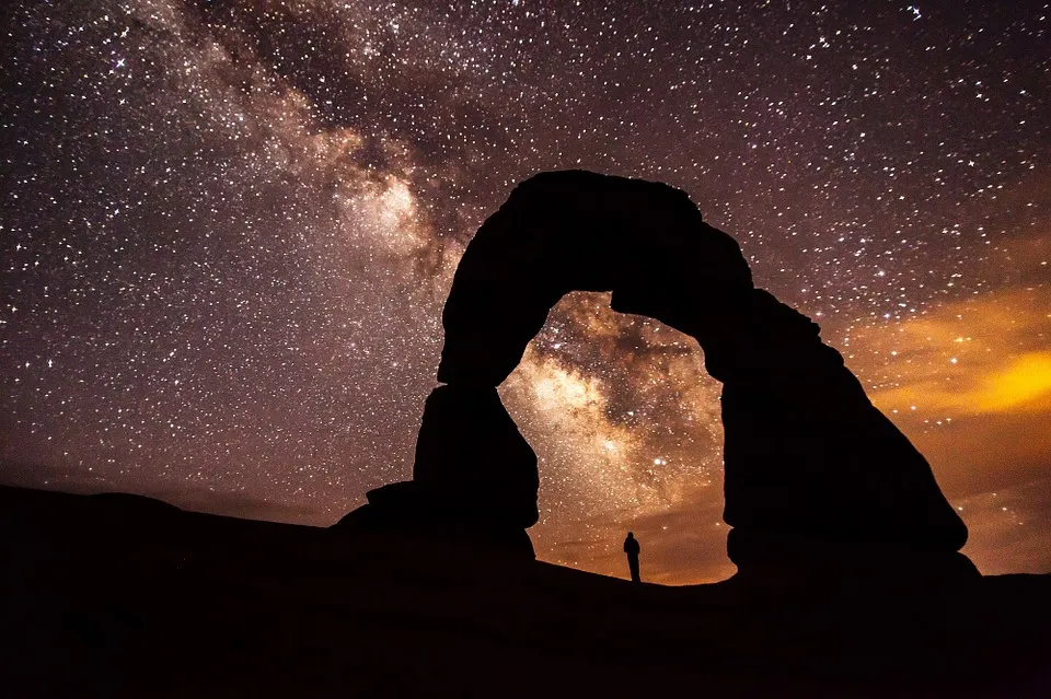 delicate-arch-896885_960_720.jpg