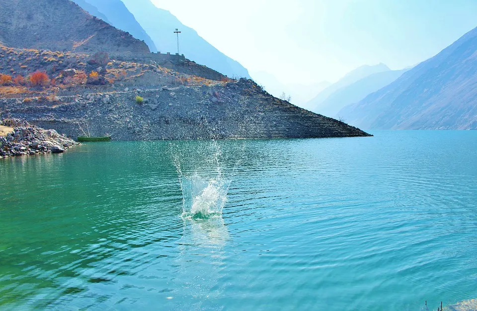 satpara-lake-2314191_960_720.jpg