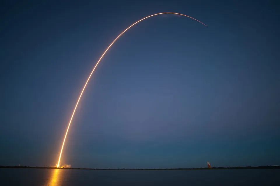 rocket-launch-693236_960_720.jpg