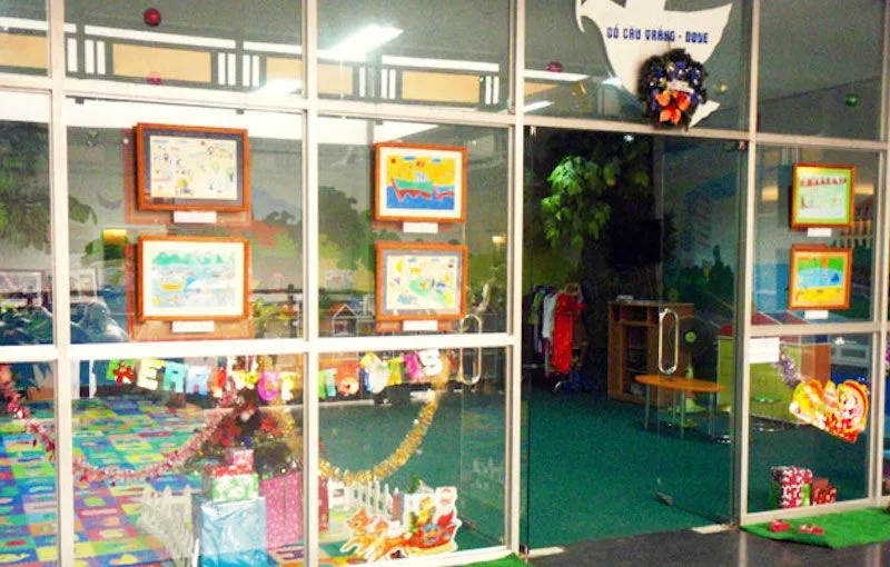 children’s-play-area.jpg
