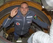 220px-Mark_Shuttleworth_NASA.jpg