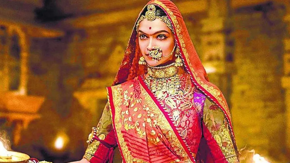 651842-deepika-padmavati-new.jpg