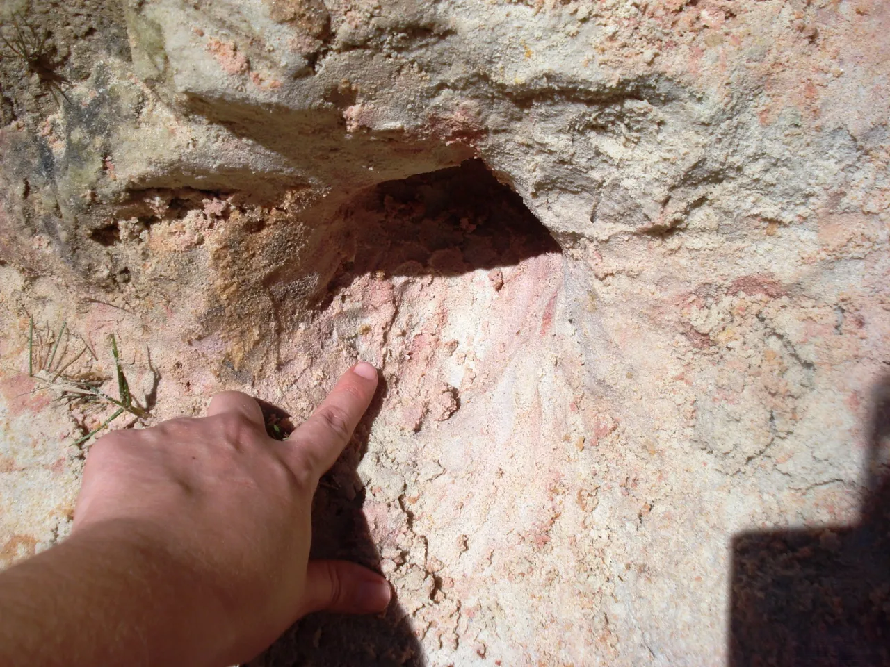 The colorful sand that contains different minerals, including sulfur