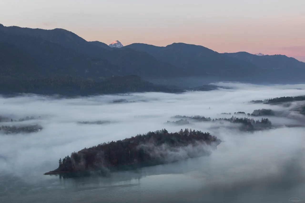 Misty Lake Faak and a little bit of Alpenglow