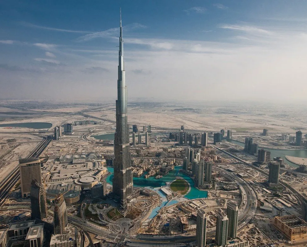 burj-dubai-helicopter-aerial.jpg