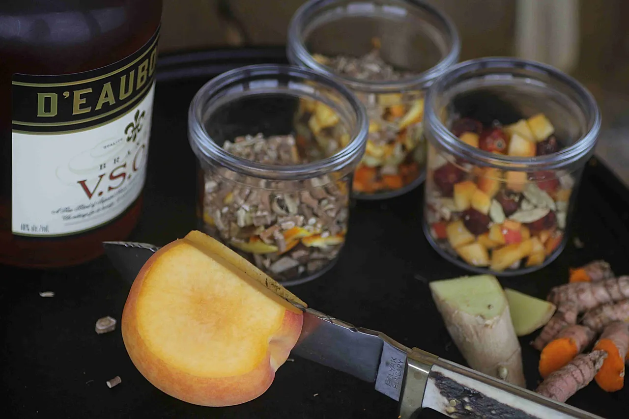 Make Your Own Holiday Herbal Bitters (Recipes Included)
