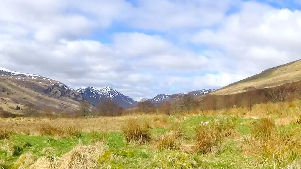 1 Starting out, Ben Challum and Creag Mhor in the distance.jpg