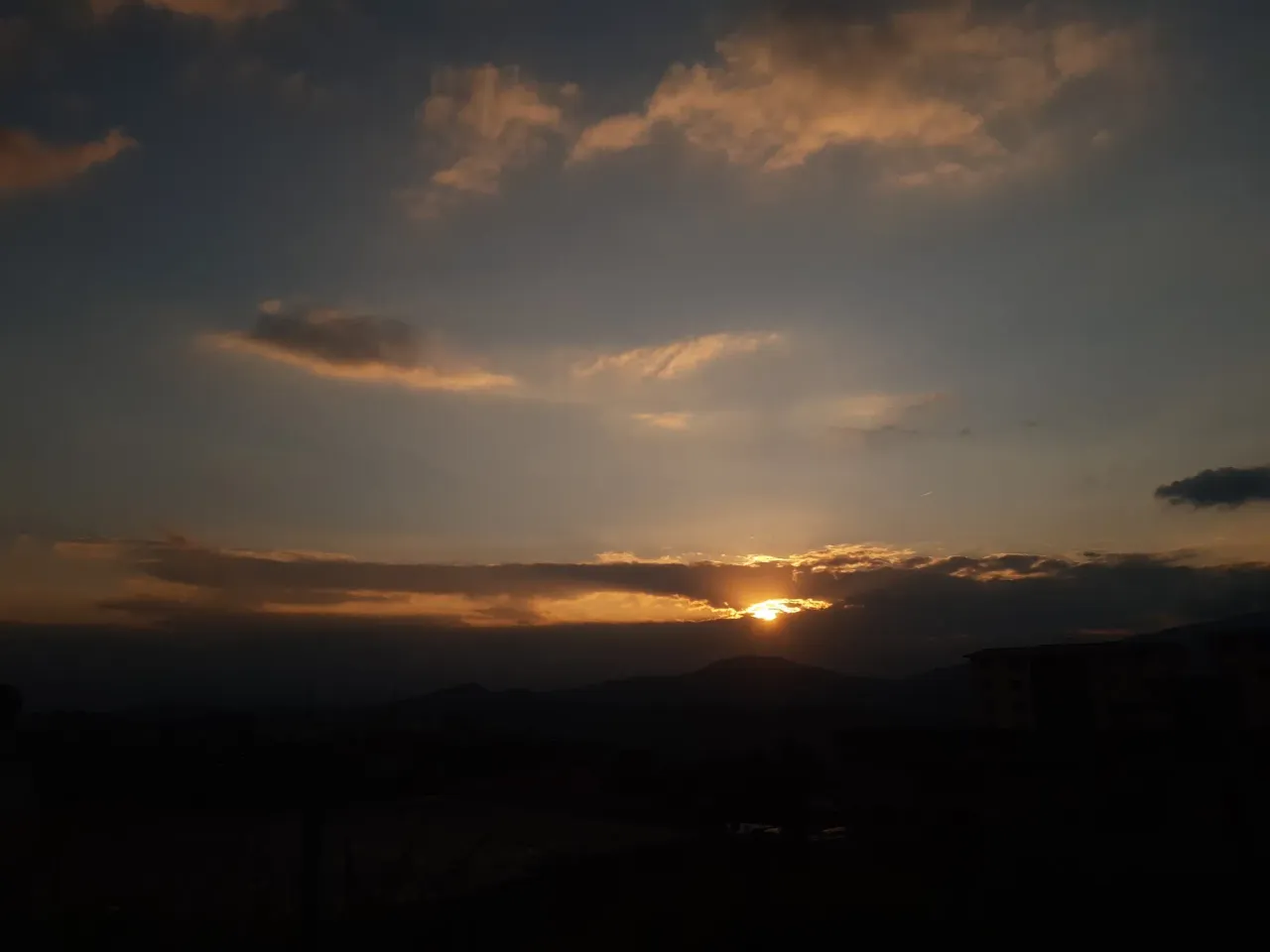 2TcfBnfkqdjF4Tld_20250108_182314.webp