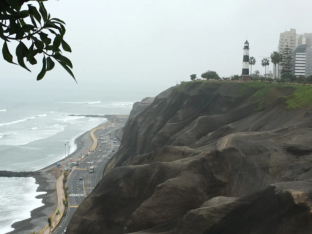 Costa Verde Cliffs Miraflores.jpg