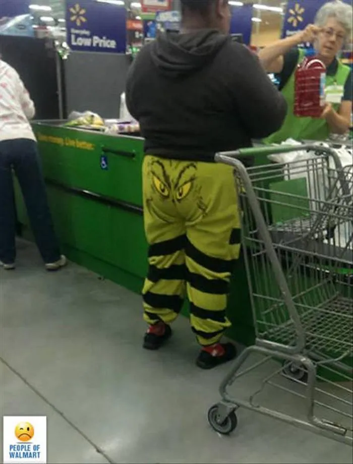 people-of-walmart-actually-exist-12.jpg